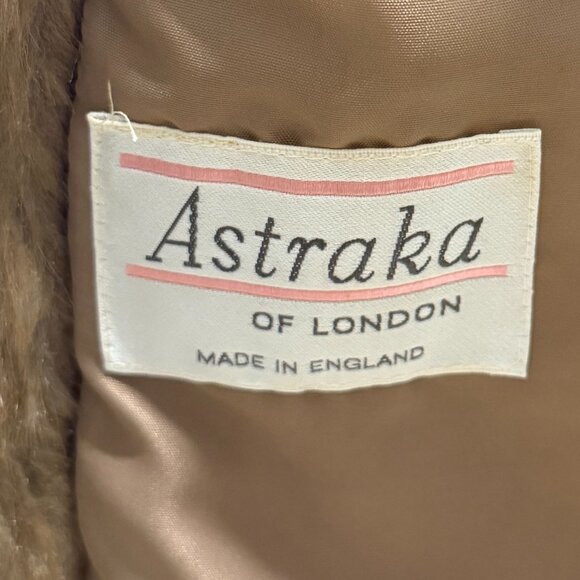 Astraka of London Vintage Camel Faux Fur Coat - Picture 3 of 8